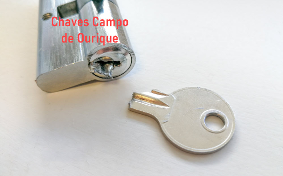 Serviço de remoção de chaves partidas em fechaduras e cilindros 